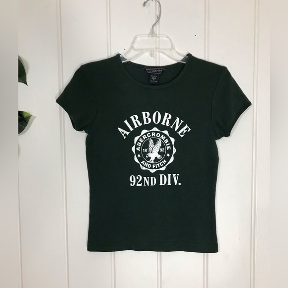 Abercrombie & Fitch Green Airborne 92nd Division Graphic Blouse 
Medium 8 - 10 - Picture 3 of 14